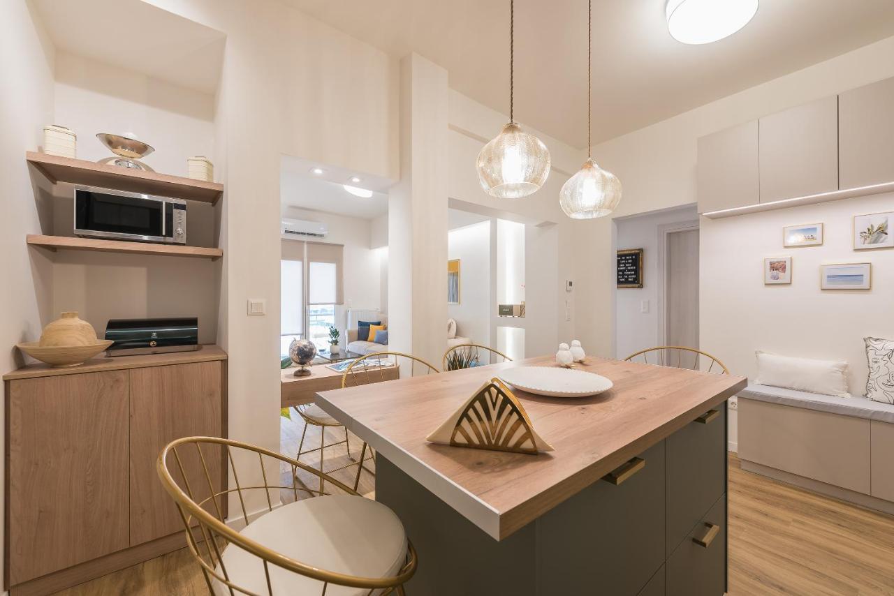 Chic And Comfort Home In Central Афины Экстерьер фото